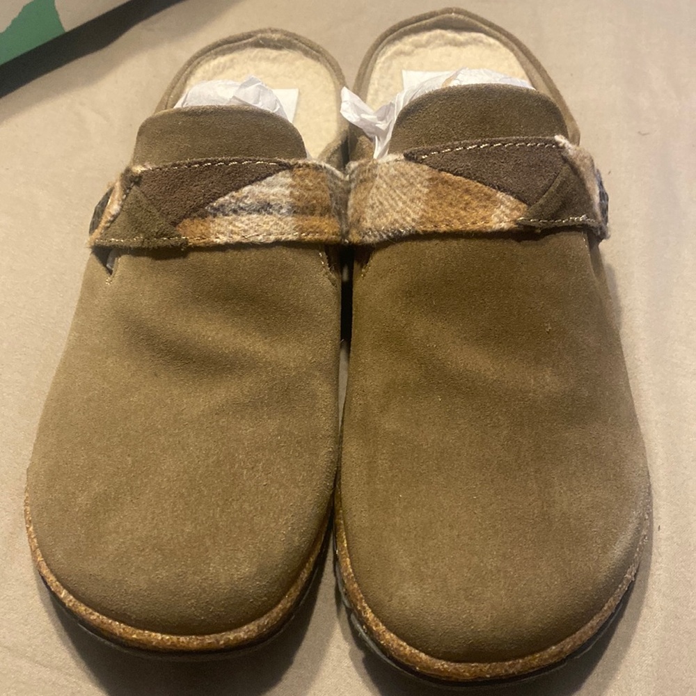 Taupe mules from Earth Origins size 8M in original box.
